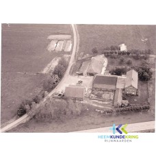 Luchtfoto Herwen Havezate de Boswaaij afgebroken 1974 ivm Batavenweg Coll. G.B.Janssen F0000026